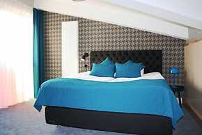 KURSHI Hotel & SPA