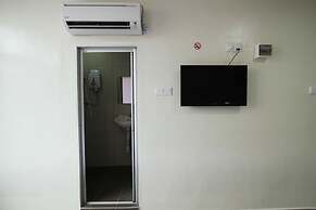 Max Inn Suite Hotel