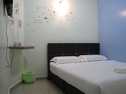 Max Inn Suite Hotel