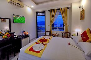 Full House Hotel