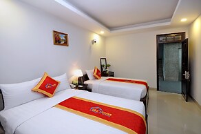 Full House Hotel