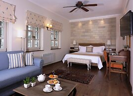Gamila Rocks Mountain Hotel