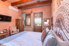 Maron Stone House