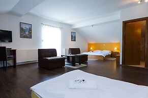 Plitvice Palace