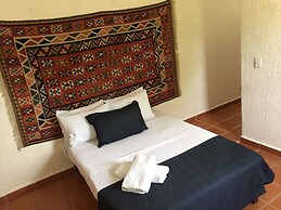 Hostel Kaana 4 You