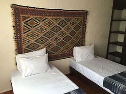 Hostel Kaana 4 You