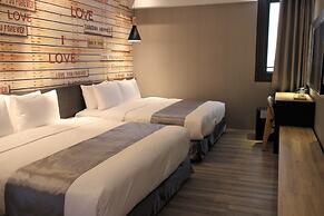 Sunrise Hotel