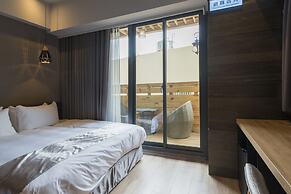 Sunrise Hotel