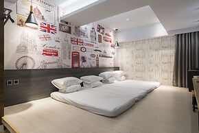 Sunrise Hotel