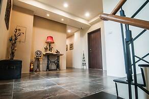 Zai Yan-Yan B&B