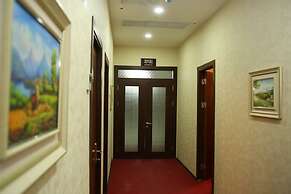 Riva Hotel