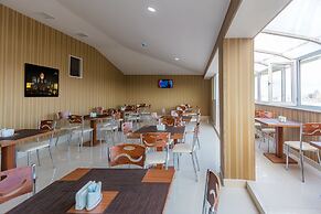 Riva Hotel