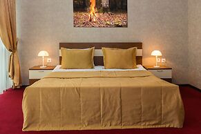 Riva Hotel