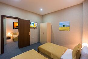 Riva Hotel