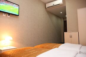 Riva Hotel
