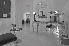 Miramar Hotel
