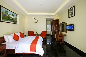 Chheng Residence