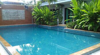 Chheng Residence