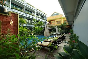 Chheng Residence