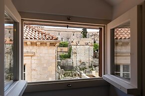 Apartments & Rooms Lejletul