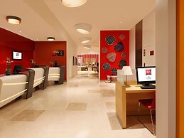 ibis Coimbatore City Centre Hotel