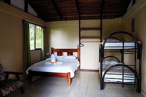Essence Arenal Spa & Yoga