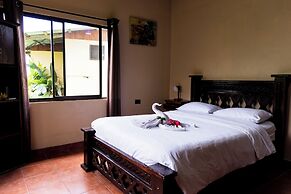Essence Arenal Spa & Yoga