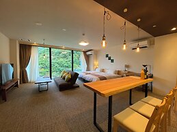 Yuze Hotel