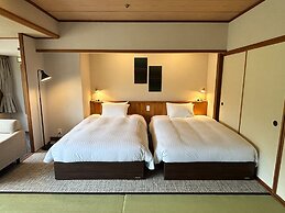 Yuze Hotel