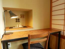 Yuze Hotel