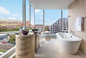 Sofitel Sydney Darling Harbour
