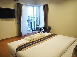 Suksomboon Hotel