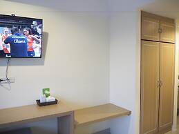 Suksomboon Hotel