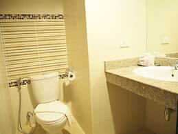 Suksomboon Hotel