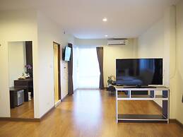 Suksomboon Hotel
