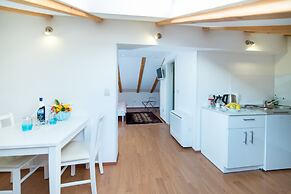 Rooms Raic