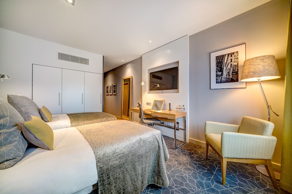 Apex City of Bath Hotel