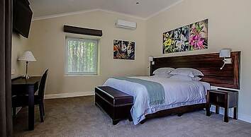 Clos Malverne Wine Estate Accommodation