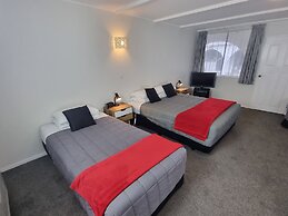 Hacienda Motel