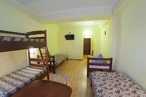 Red Hotel