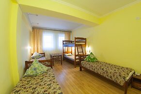 Red Hotel