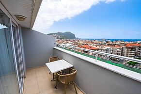 Kleopatra Tower Suite Hotel