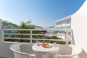 Summer View Hotel