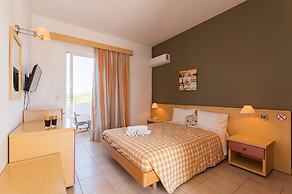 Summer View Hotel