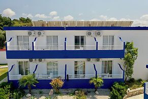 Summer View Hotel