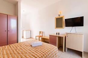 Summer View Hotel