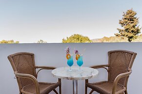 Summer View Hotel