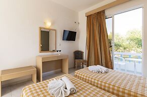 Summer View Hotel