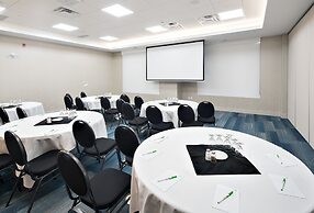 Holiday Inn Express Red Deer North by IHG