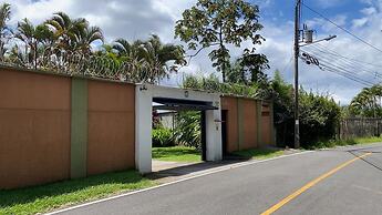 Hotel Monte Campana Escazu